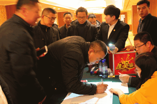 大连BBIN宝盈集团木工答谢宴现场